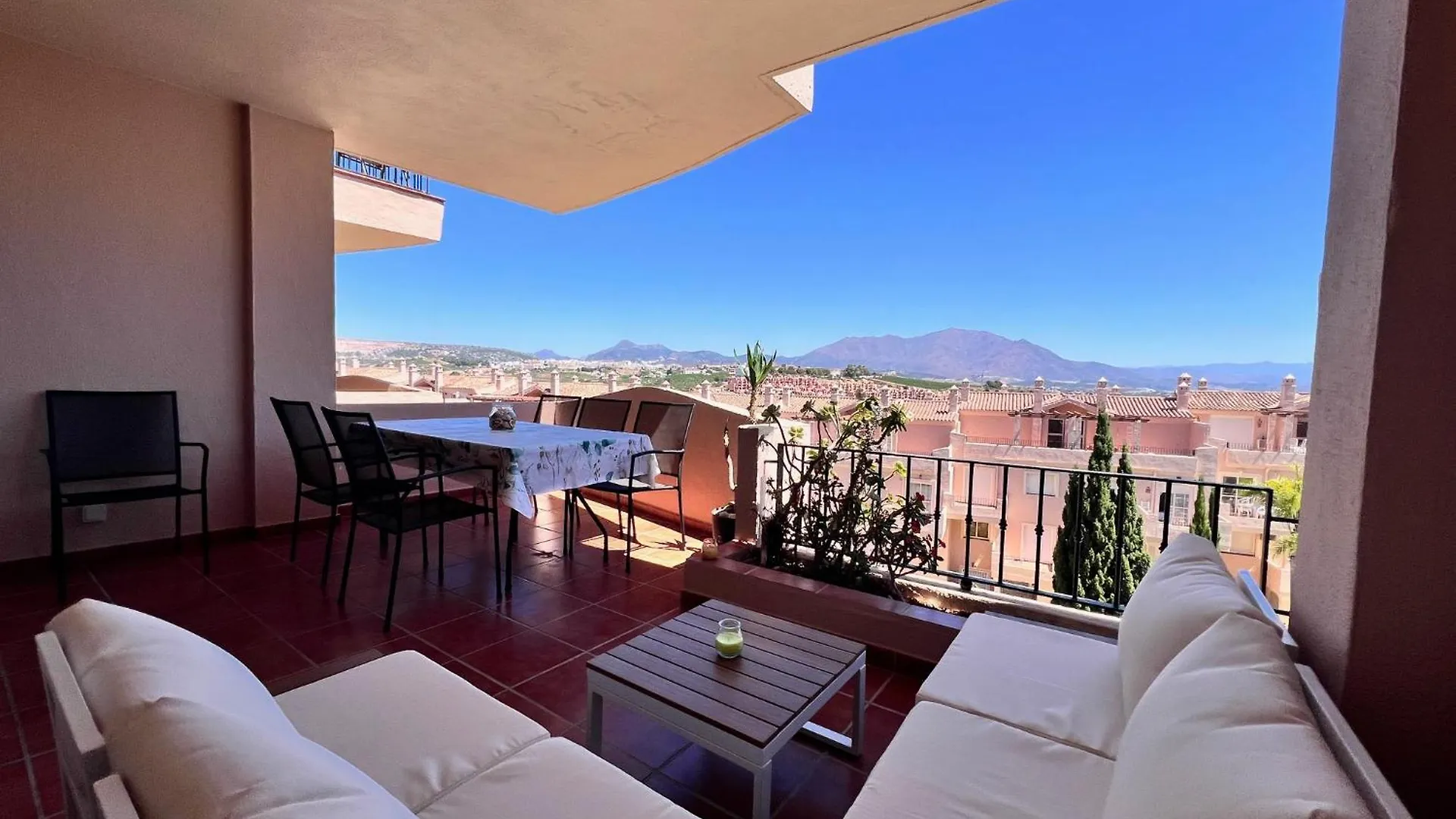 Duquesa Fairways, 2 Beds, Walking Distance To Duquesa Port Διαμέρισμα Castillo de Sabinillas
